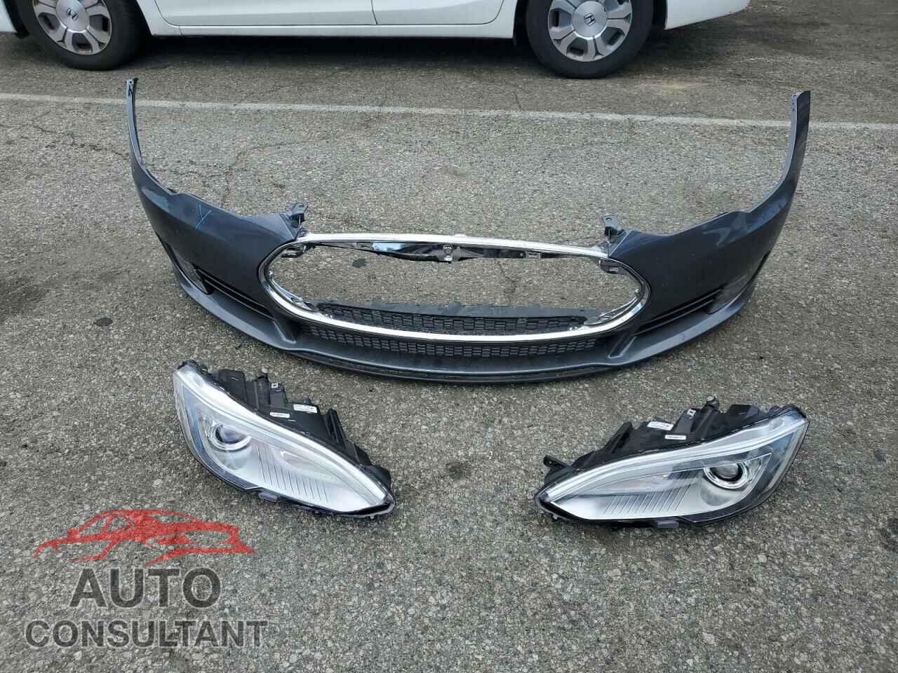TESLA MODEL S 2012 - 5YJSA1CNXCFP03209