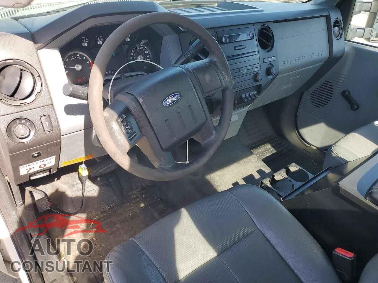 FORD F250 2013 - 1FTBF2A65DEB81966