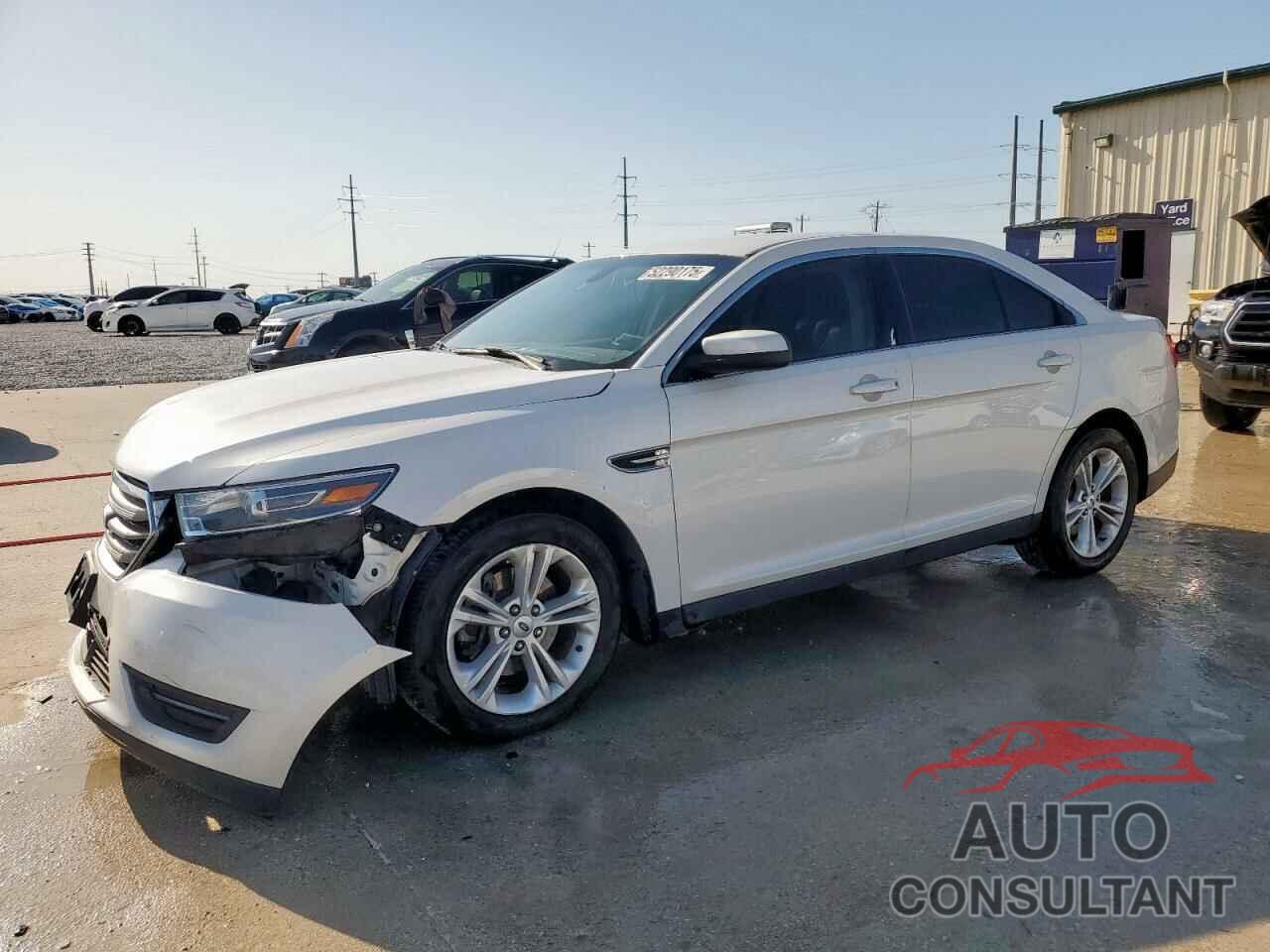 FORD TAURUS 2018 - 1FAHP2E8XJG111906