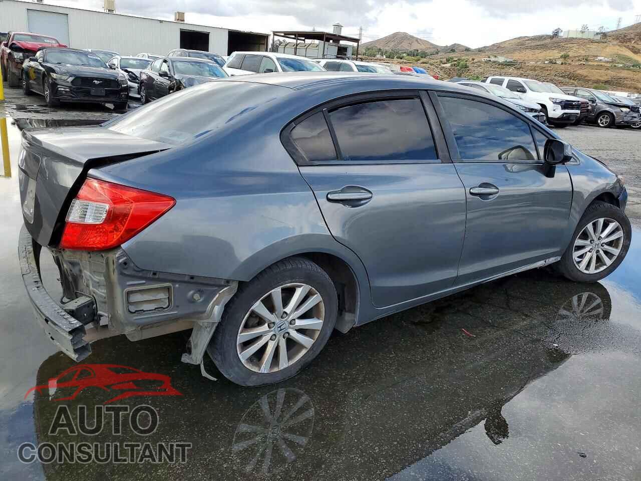 HONDA CIVIC 2012 - 2HGFB2F86CH302763