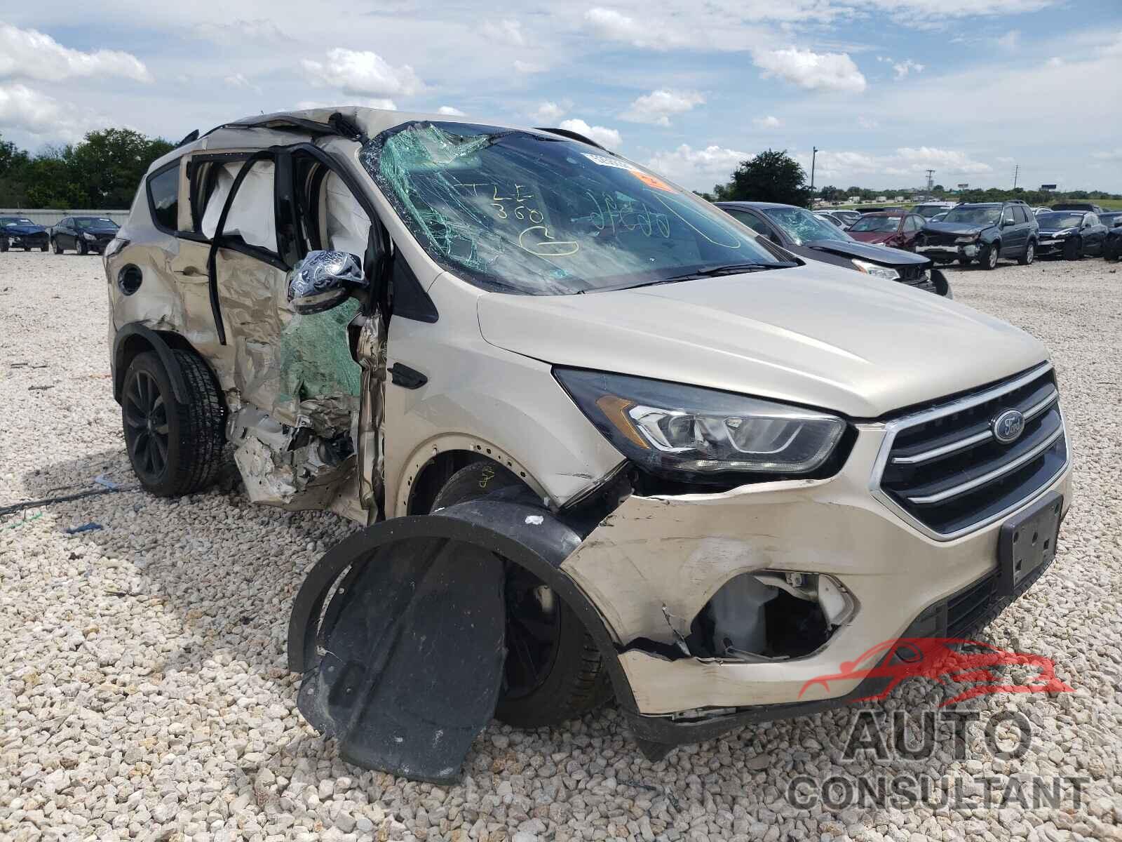 FORD ESCAPE 2017 - 1FMCU0JD7HUB62498
