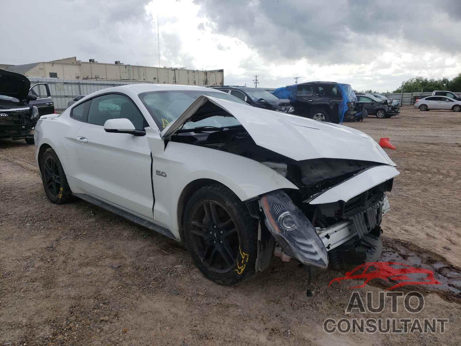 FORD MUSTANG 2018 - 1FA6P8CF3J5156760