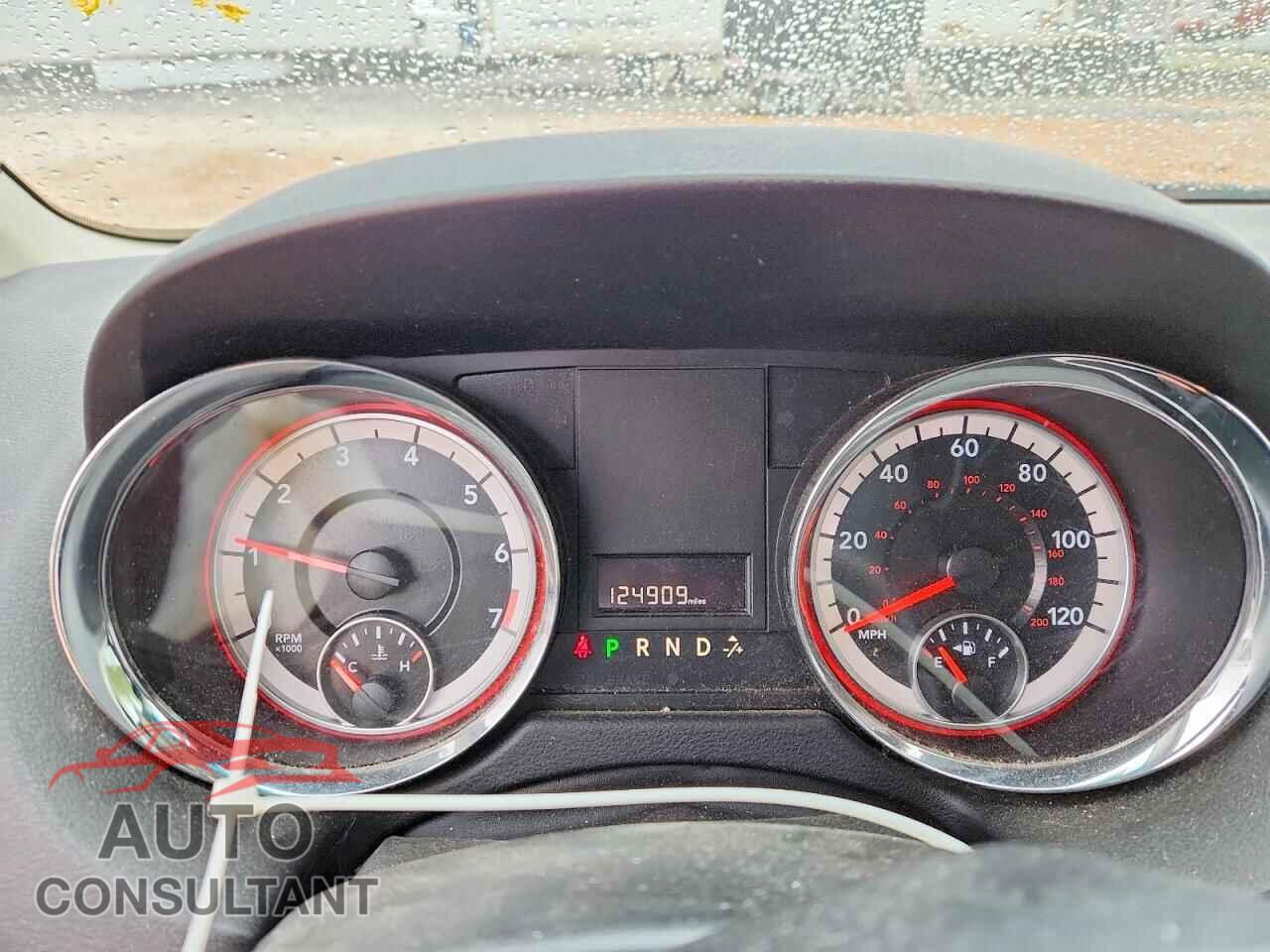 DODGE CARAVAN 2015 - 2C4RDGBG4FR615180