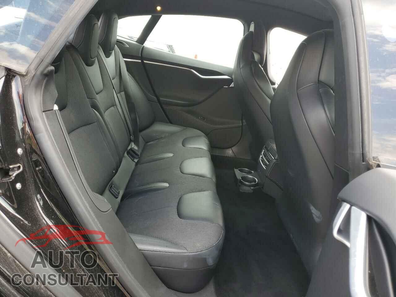 TESLA MODEL S 2017 - 5YJSA1E24HF232510