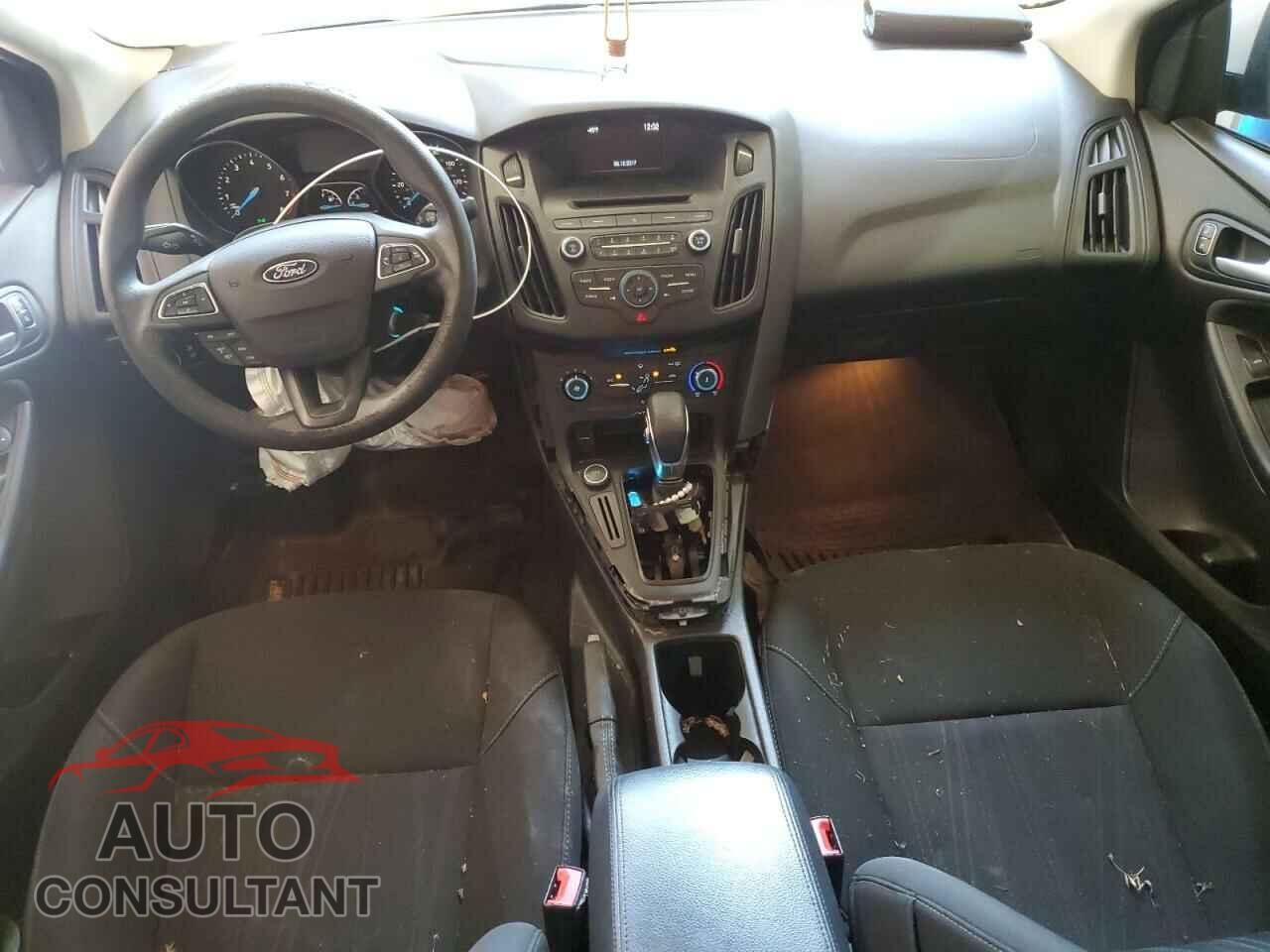FORD FOCUS 2017 - 1FADP3F27HL308872