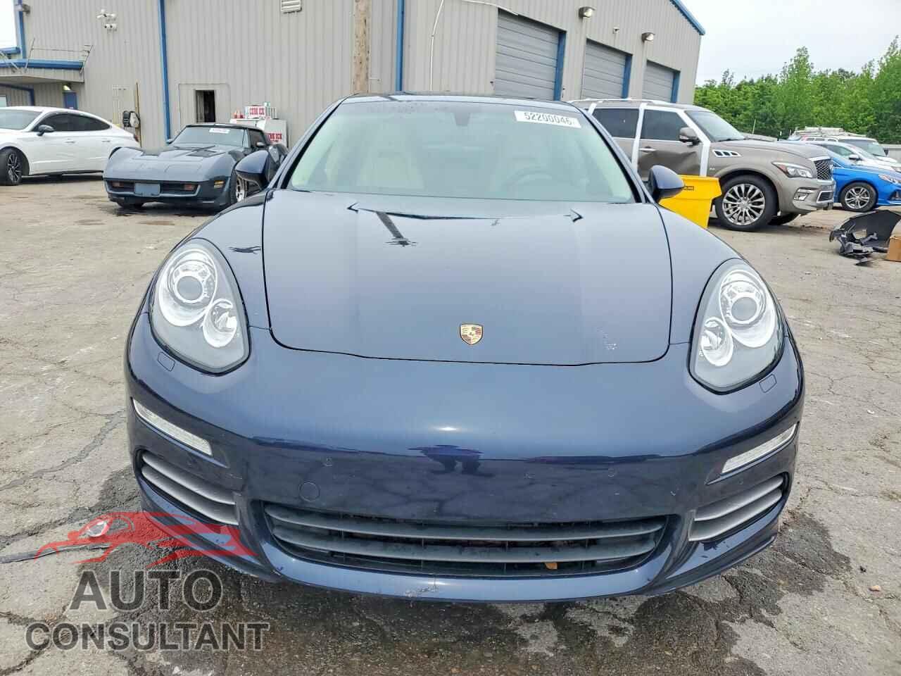 PORSCHE PANAMERA 2015 - WP0AA2A72FL006737