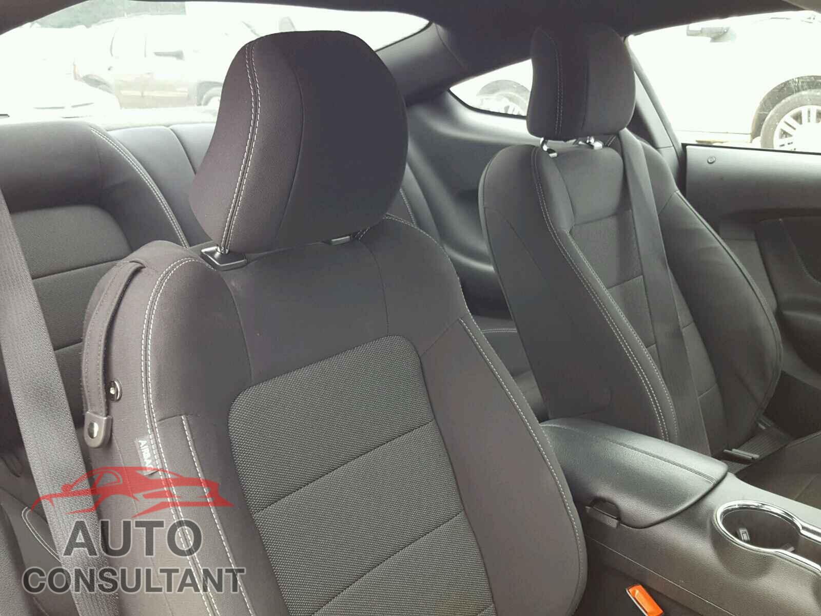 FORD MUSTANG 2017 - 1FA6P8AM5H5305357