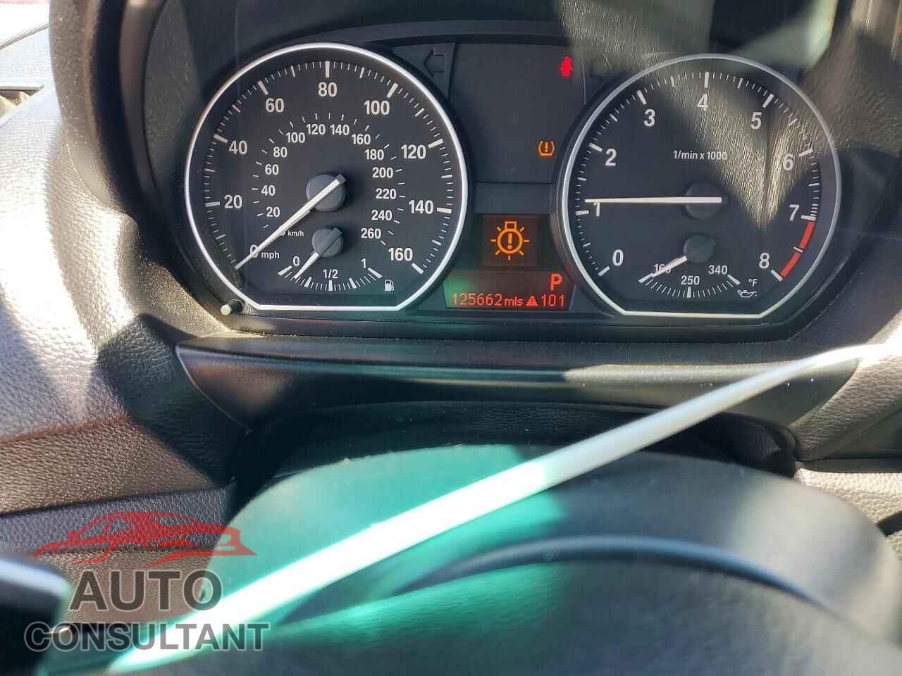 BMW 1 SERIES 2011 - WBAUC9C58BVM10312