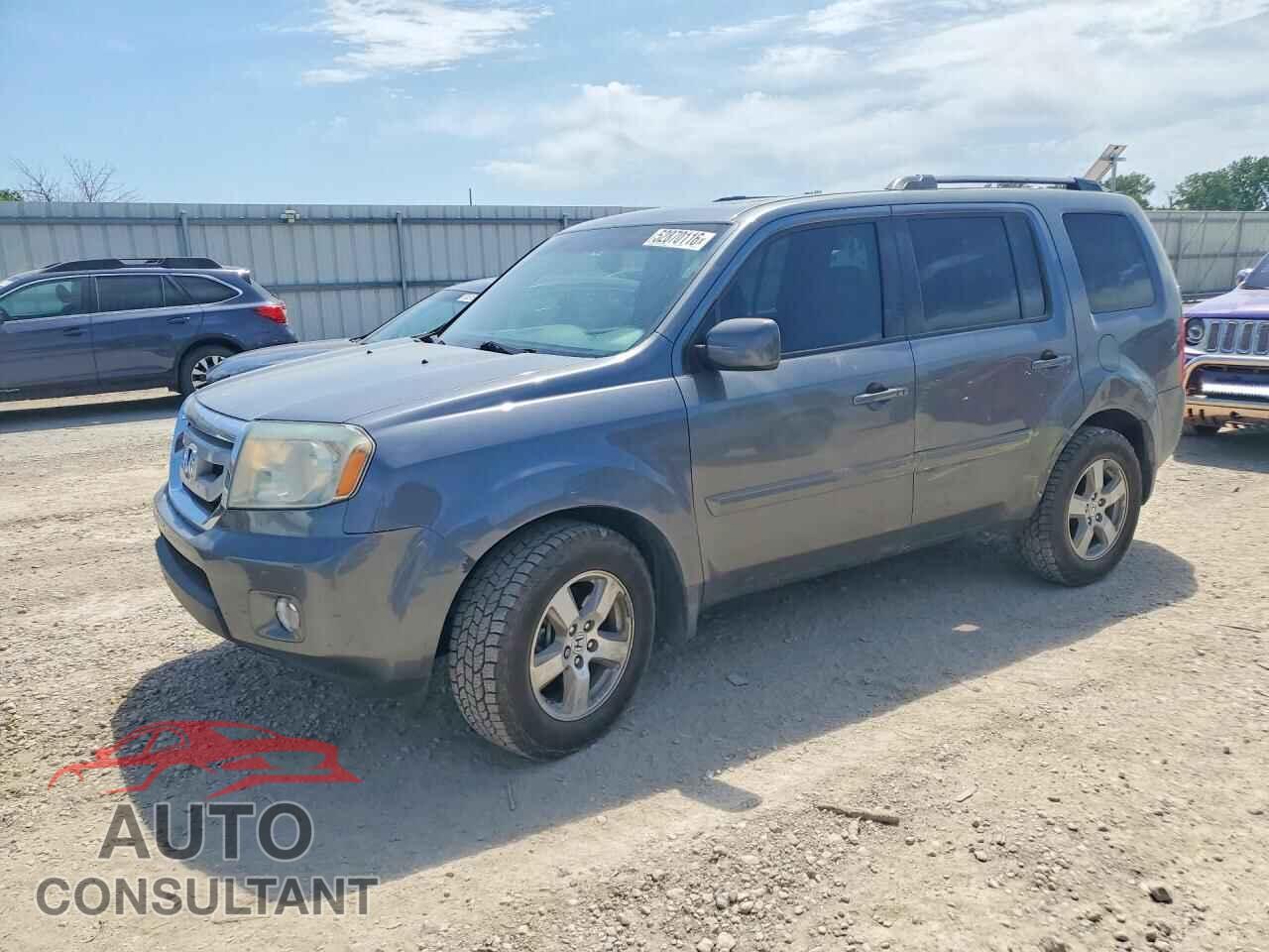 HONDA PILOT 2010 - 5FNYF4H65AB025982