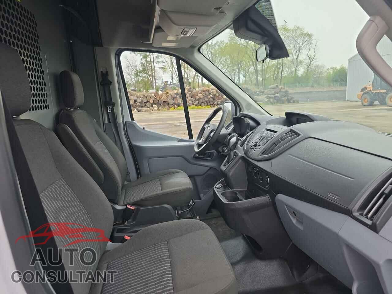 FORD TRANSIT 2018 - 1FTBW2CM5JKA75168
