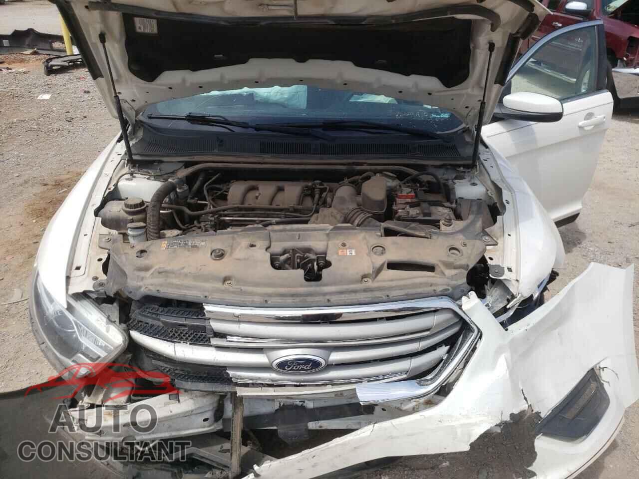 FORD TAURUS 2016 - 1FAHP2E85GG121901