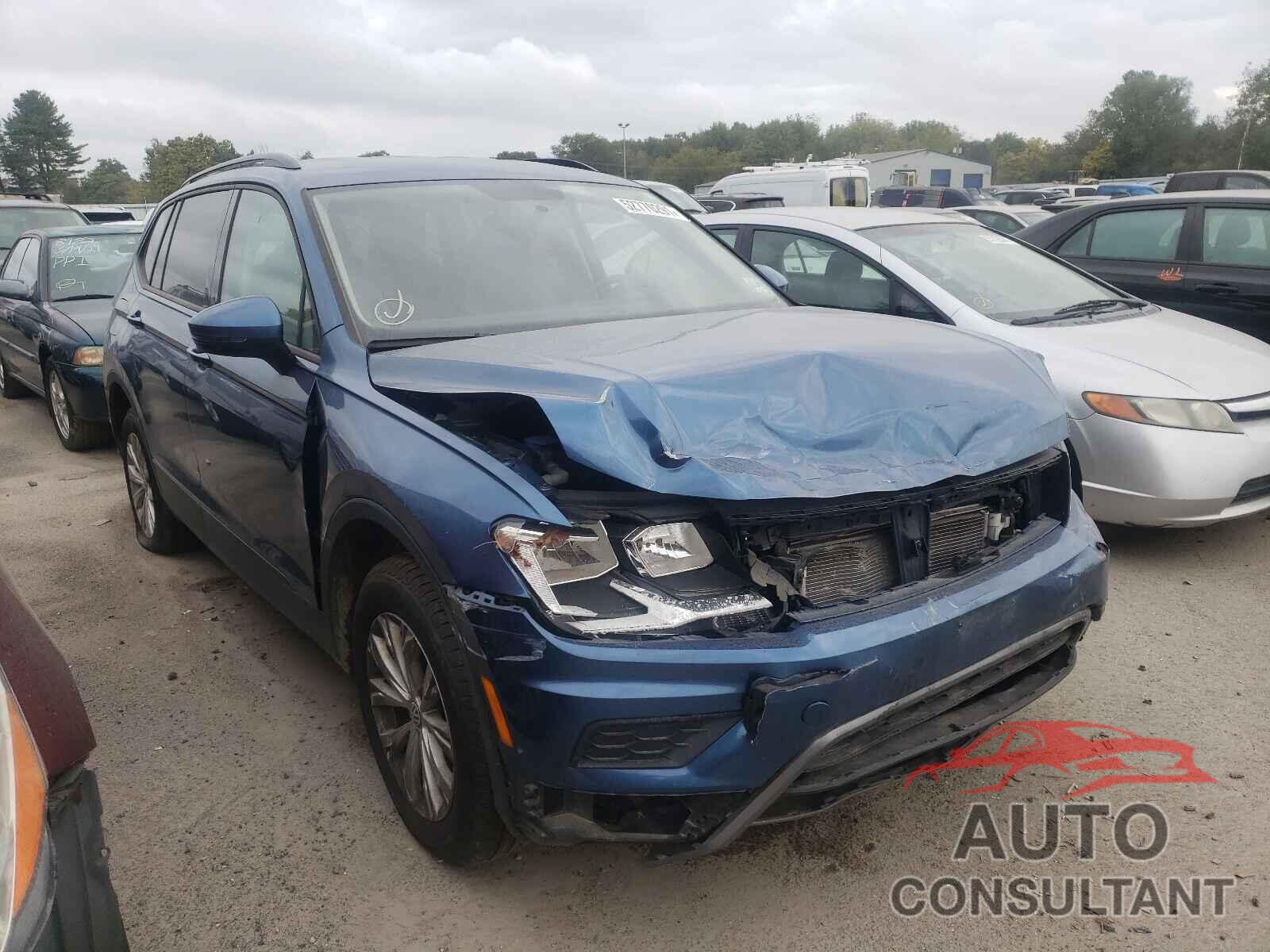 VOLKSWAGEN TIGUAN 2018 - 3VV1B7AX1JM084350