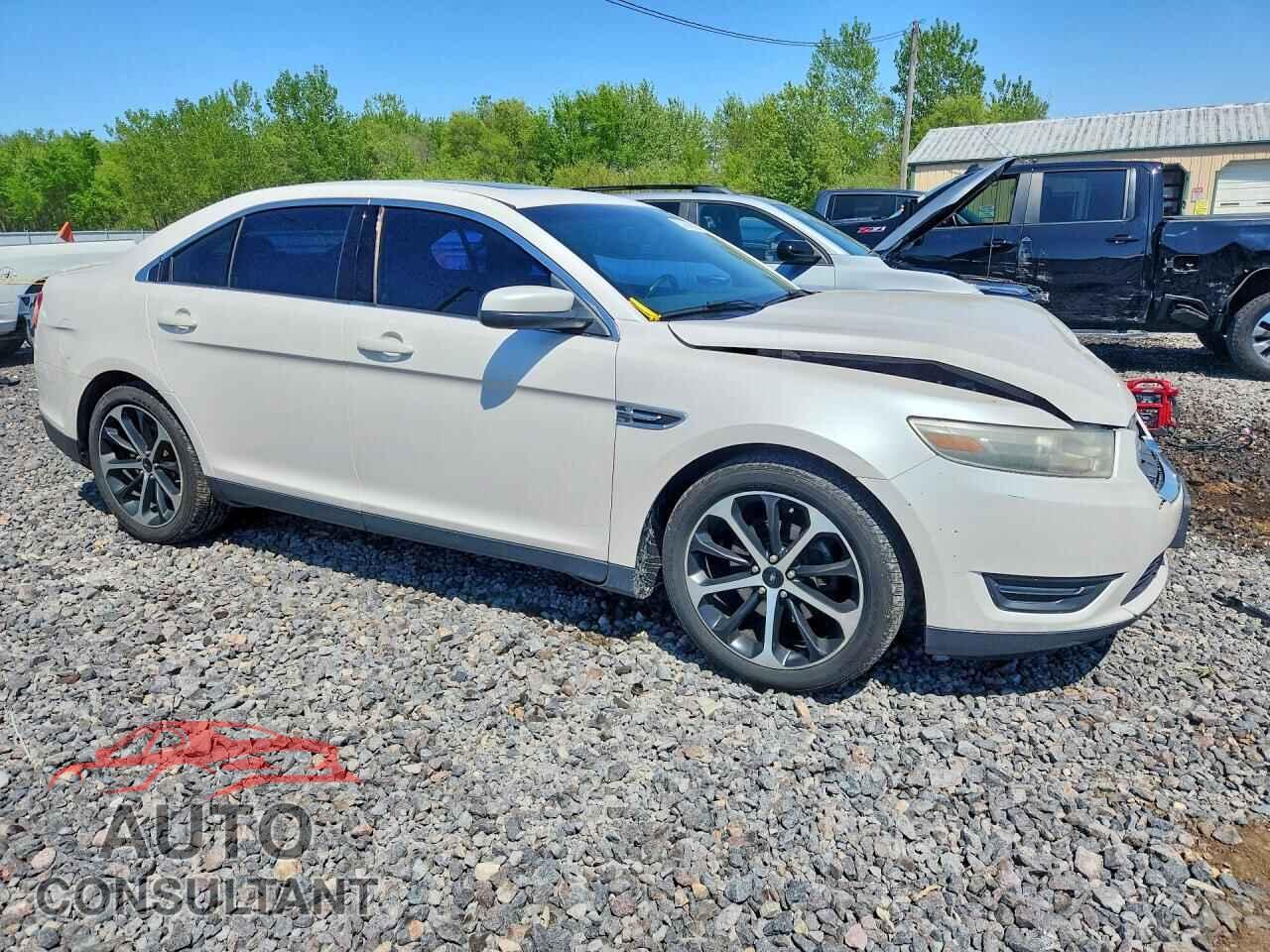 FORD TAURUS 2014 - 1FAHP2E80EG136707
