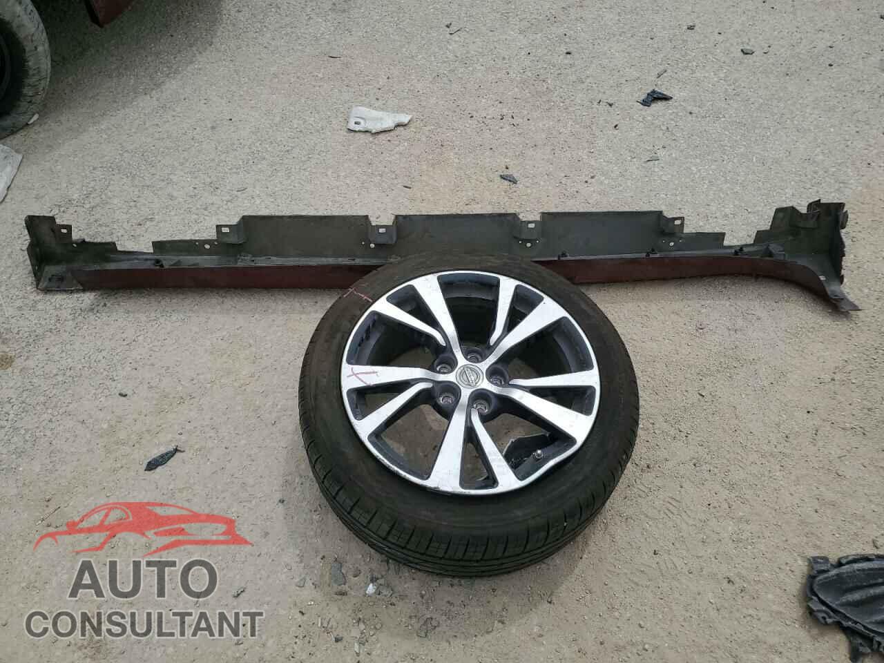 NISSAN MAXIMA 2017 - 1N4AA6AP1HC402853