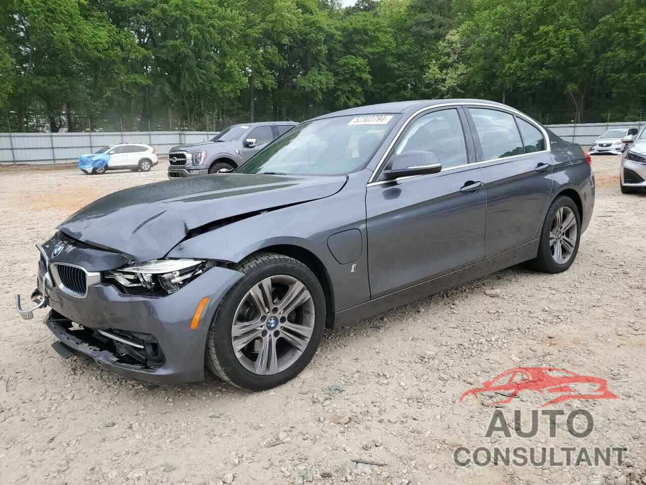 BMW 3 SERIES 2018 - WBA8E1C59JA159612