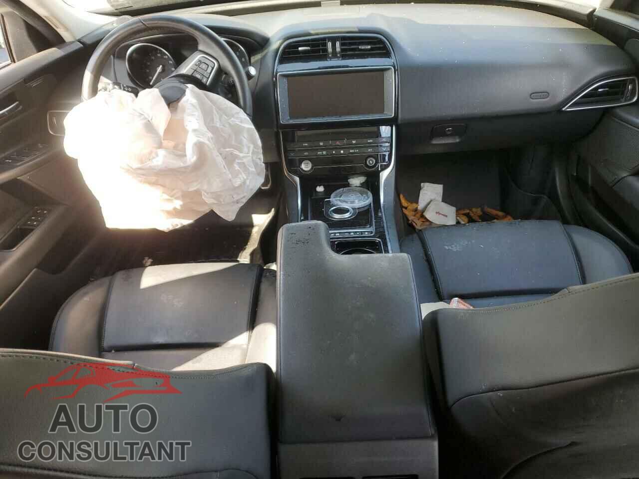 JAGUAR XE 2019 - SAJAD4FX8KCP49202