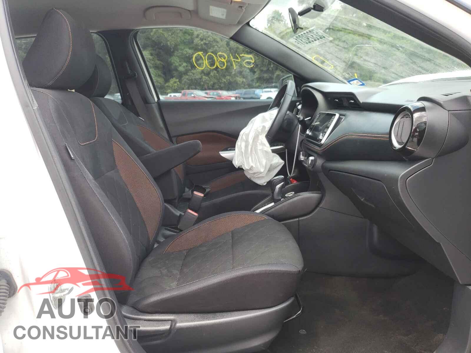 NISSAN KICKS 2018 - 3N1CP5CU9JL521035