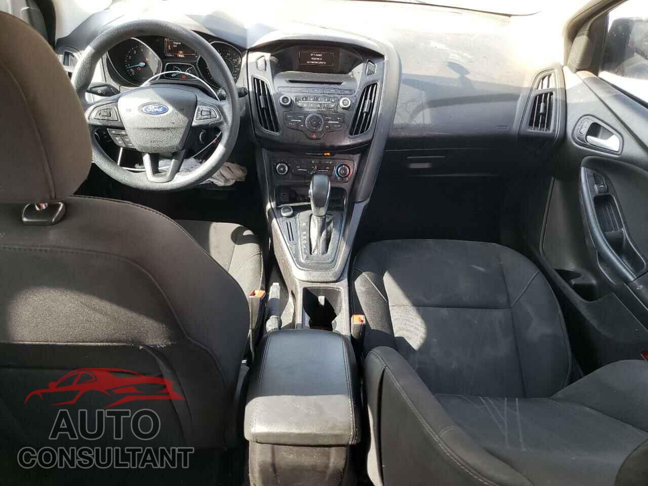 FORD FOCUS 2017 - 1FADP3K23HL269719