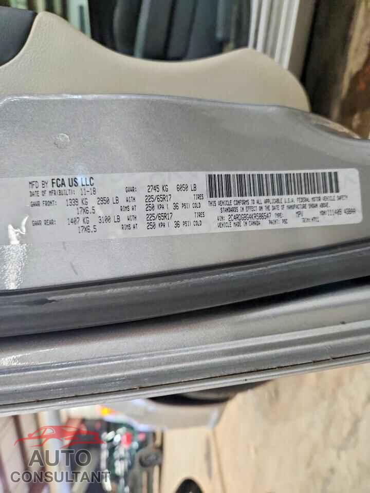 DODGE CARAVAN 2019 - 2C4RDGBG4KR586547