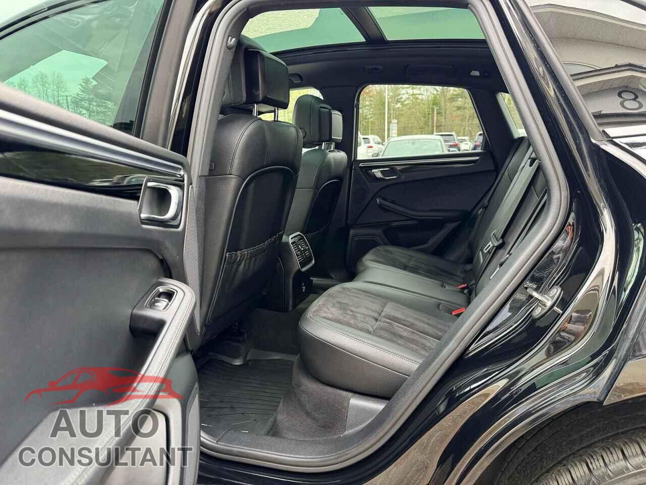 PORSCHE MACAN 2021 - WP1AA2A54MLB03660