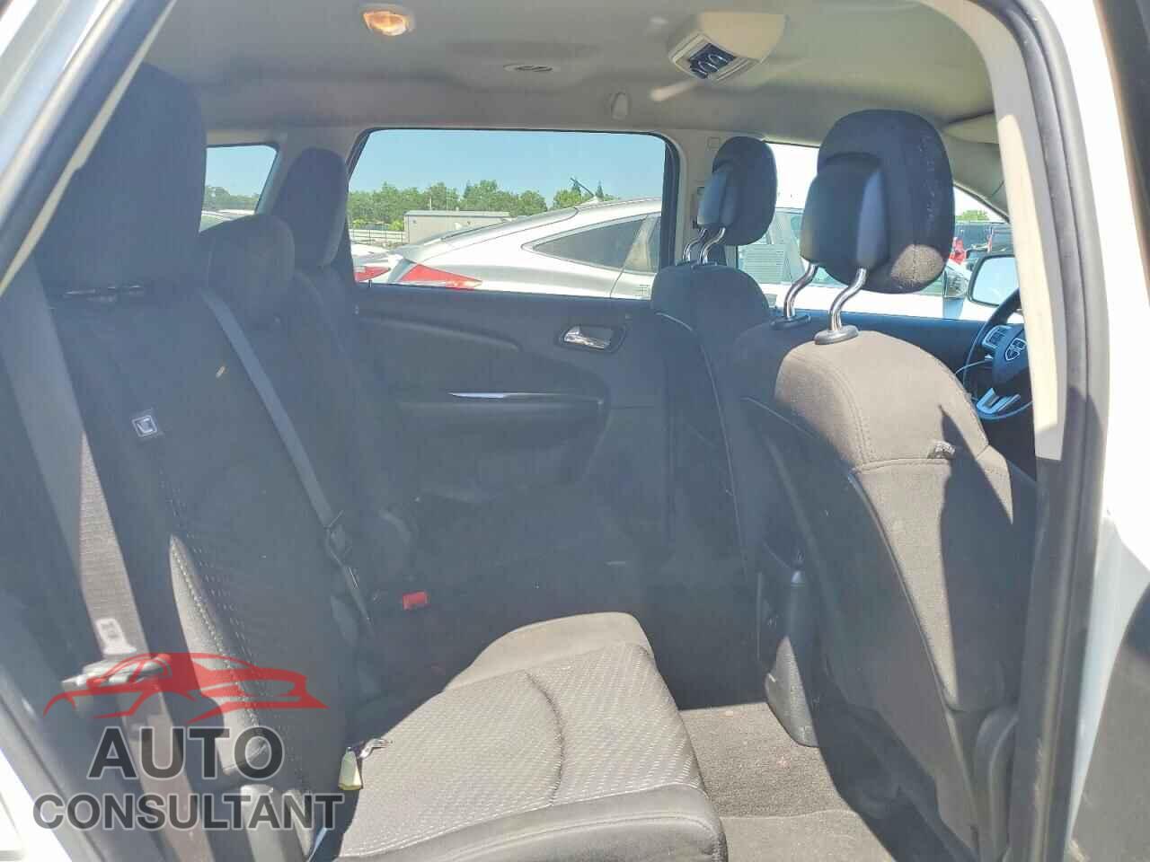 DODGE JOURNEY 2017 - 3C4PDCBG2HT555724