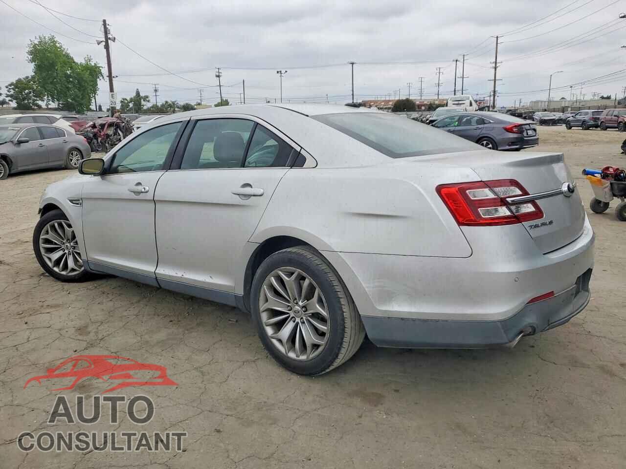 FORD TAURUS 2013 - 1FAHP2F80DG217557
