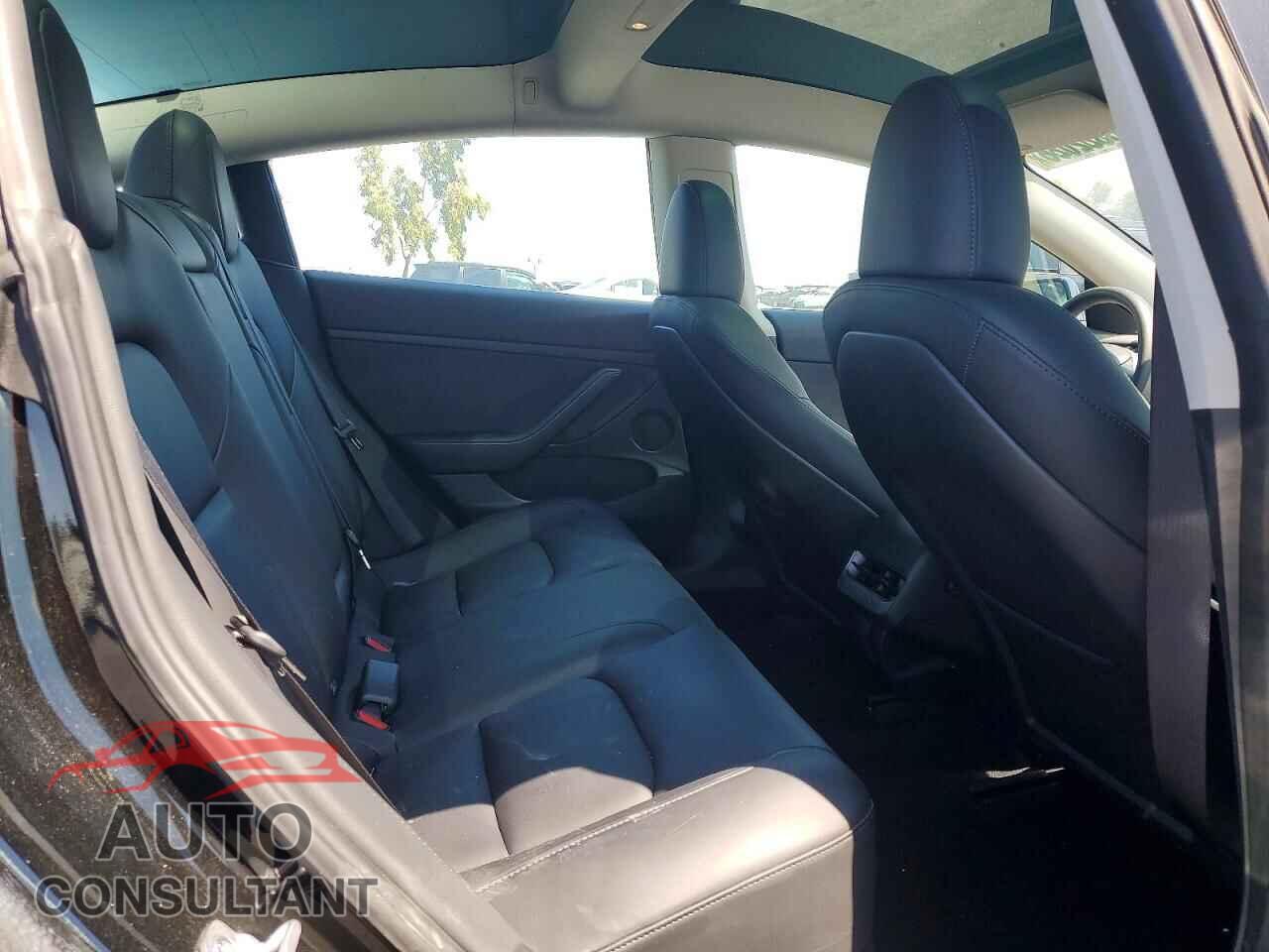 TESLA MODEL 3 2023 - 5YJ3E1EC7PF707759