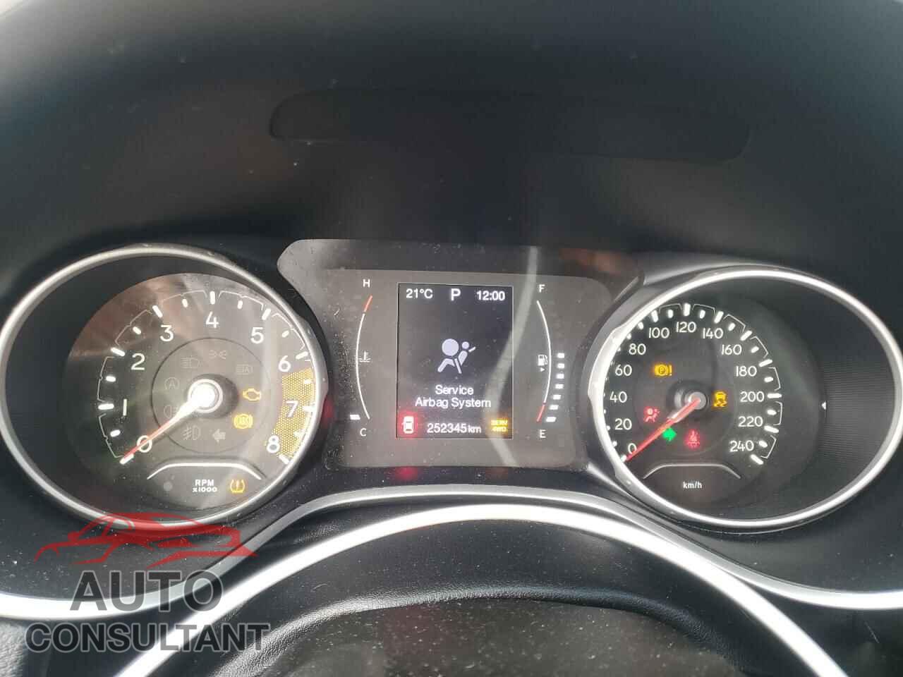 JEEP COMPASS 2018 - 3C4NJDBB3JT128245