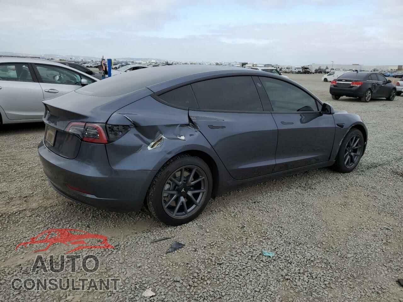 TESLA MODEL 3 2023 - 5YJ3E1EA7PF598489
