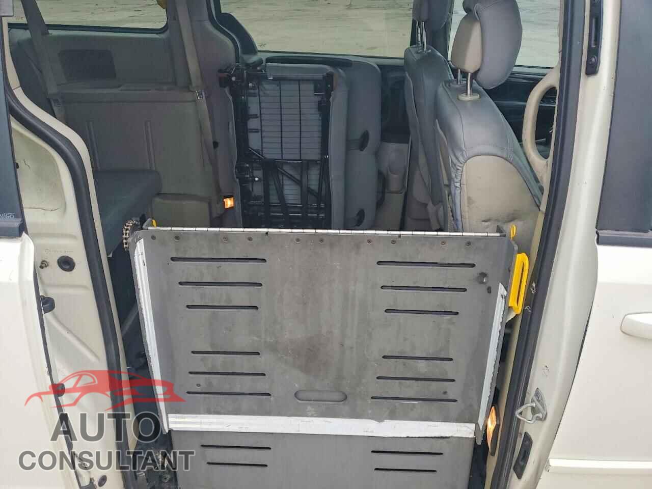 DODGE CARAVAN 2011 - 2D4RN4DG6BR794988