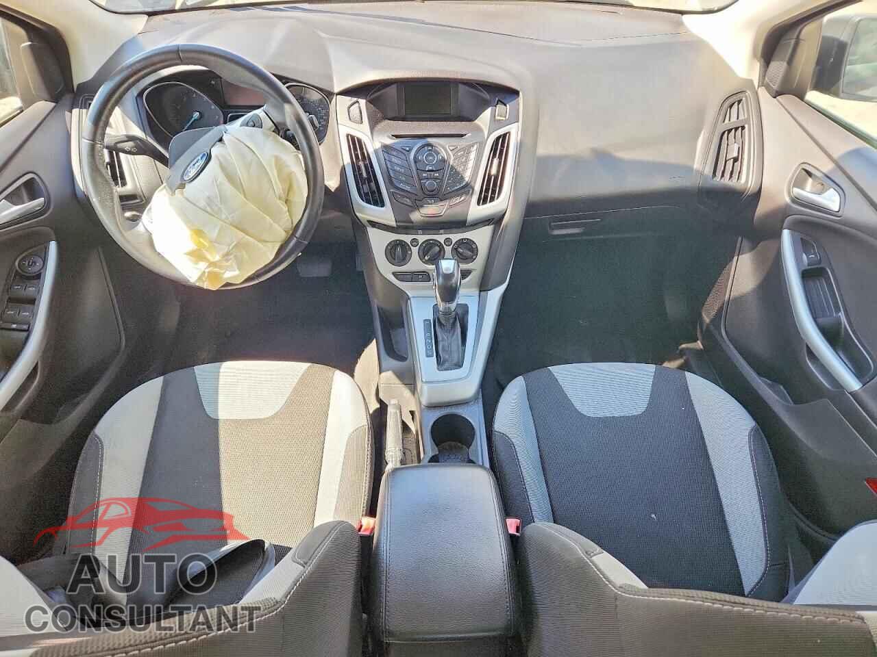 FORD FOCUS 2012 - 1FAHP3F26CL407404