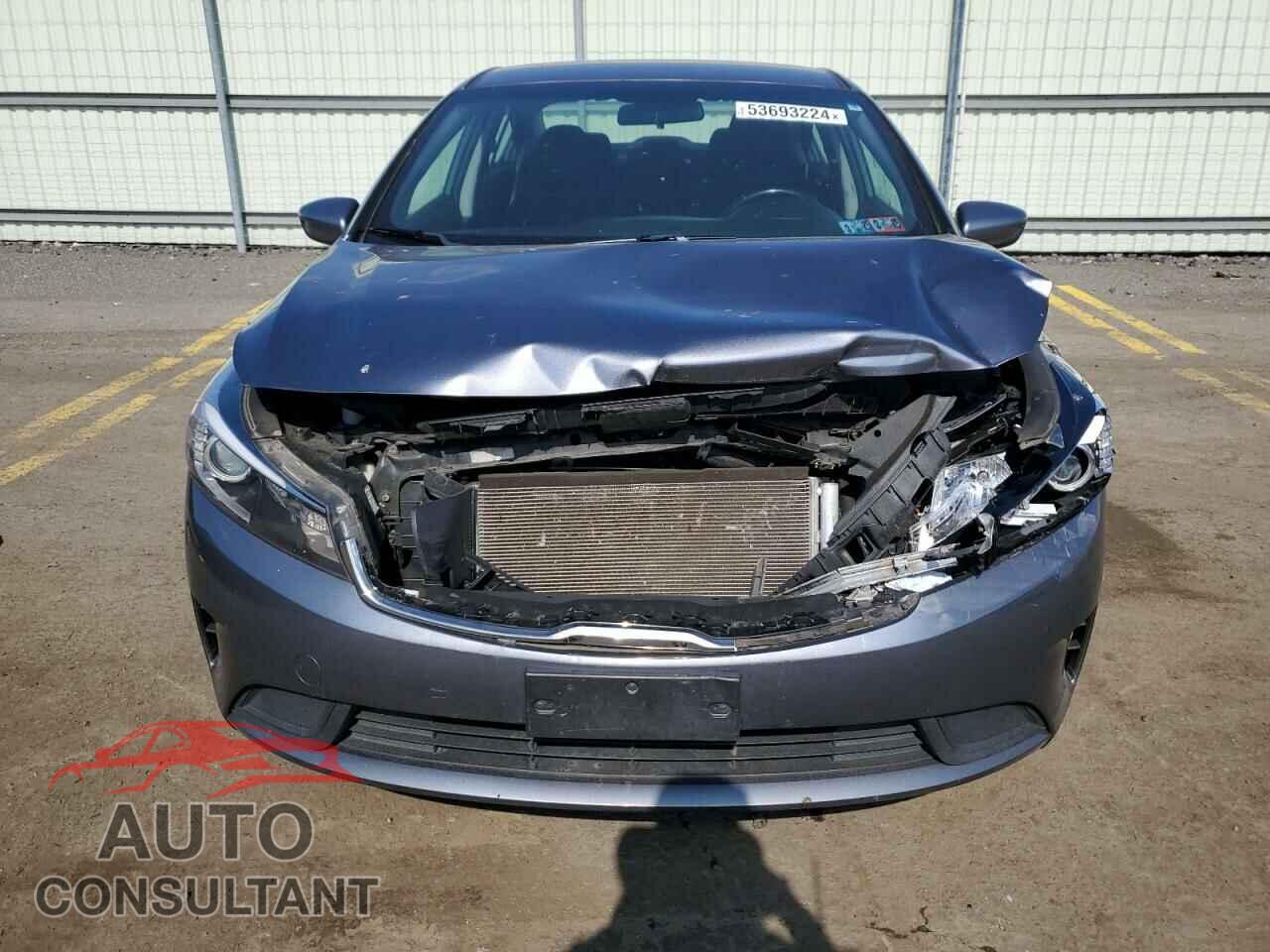 KIA FORTE 2018 - 3KPFL4A76JE225620