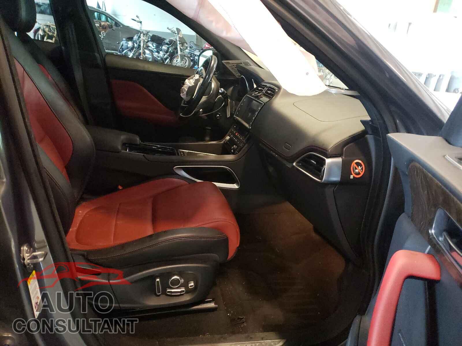 JAGUAR F-PACE 2018 - SADCL2EV8JA250767