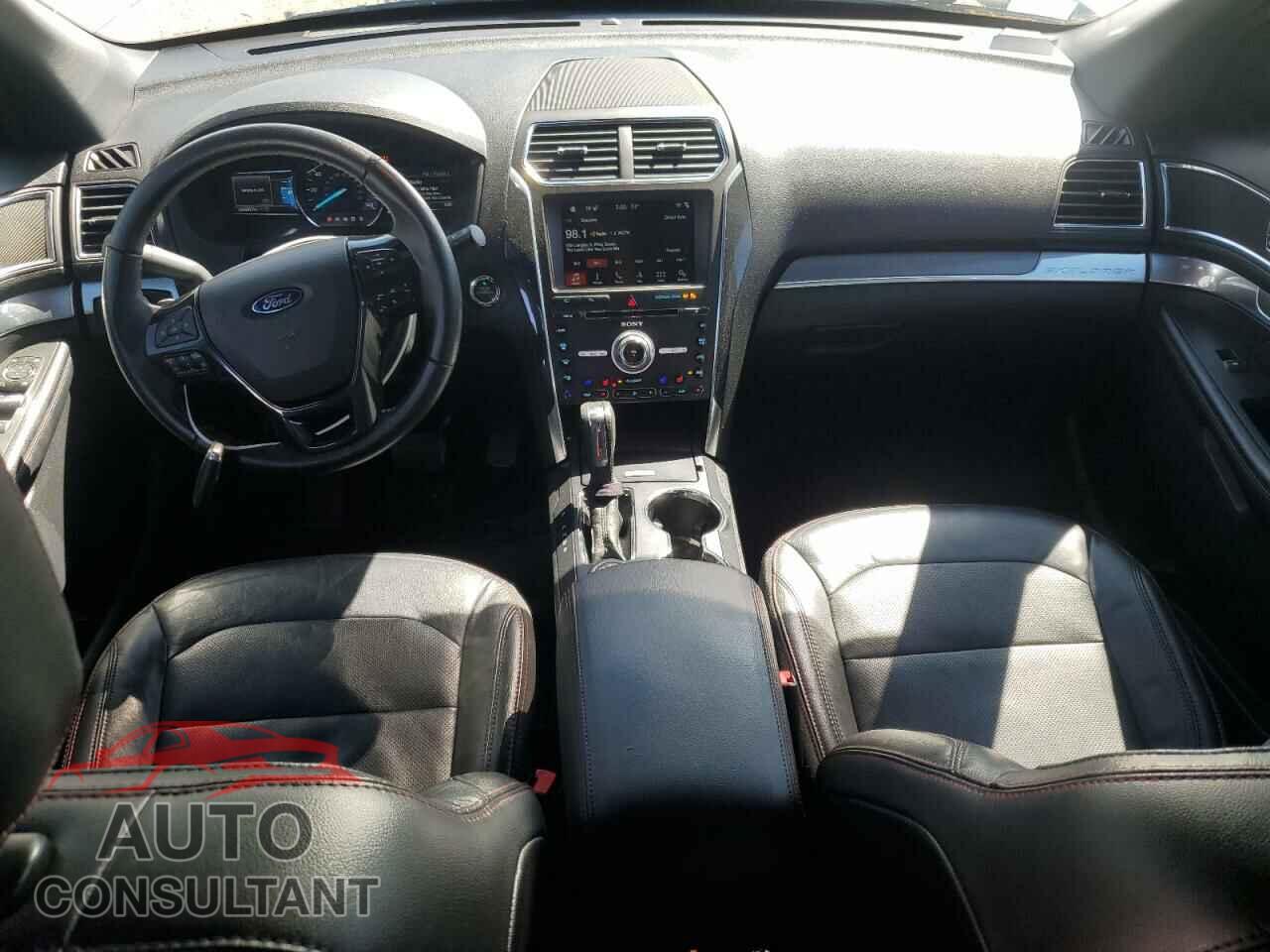 FORD EXPLORER 2018 - 1FM5K8GT1JGB50735