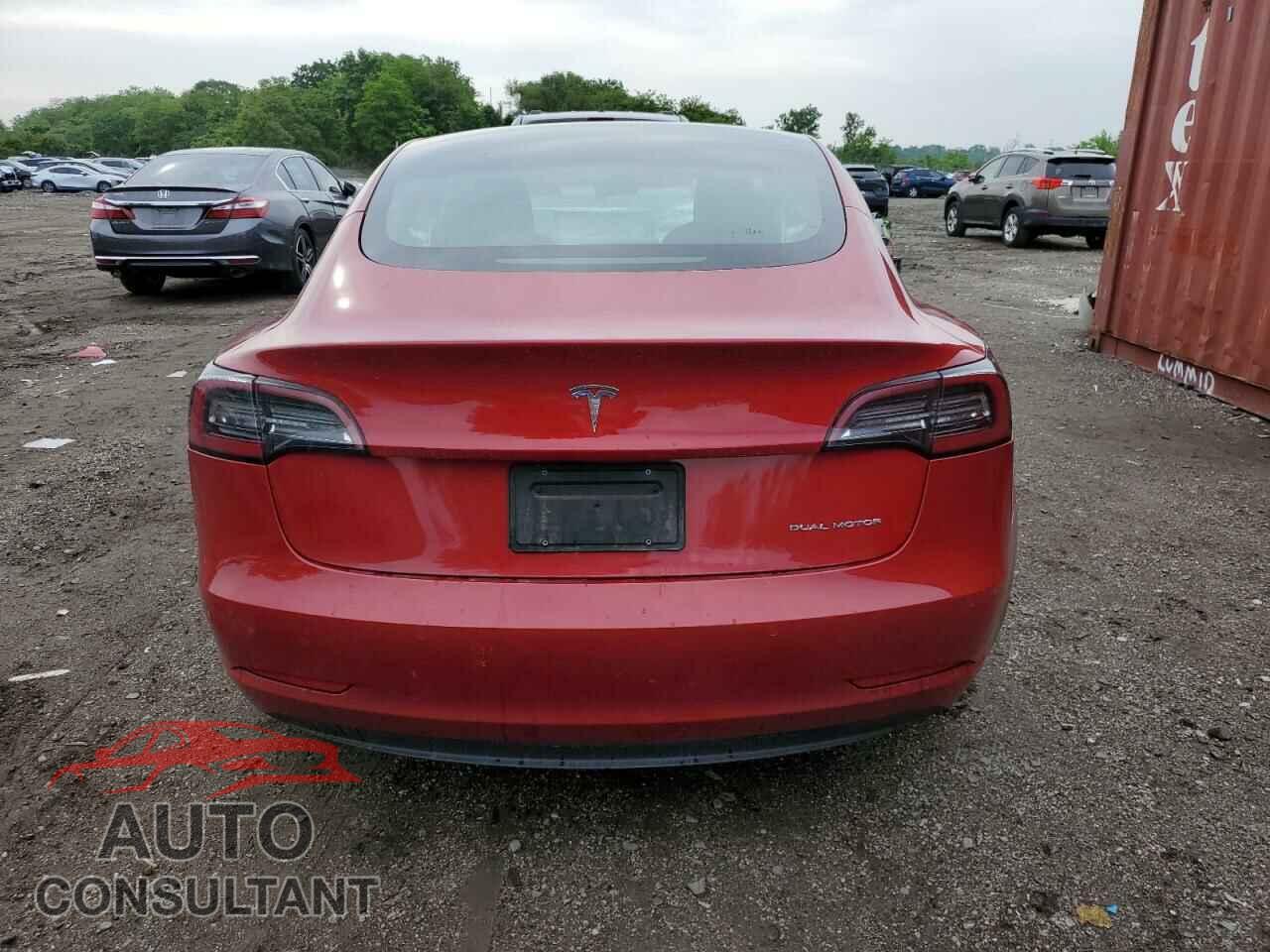 TESLA MODEL 3 2021 - 5YJ3E1EB8MF924255
