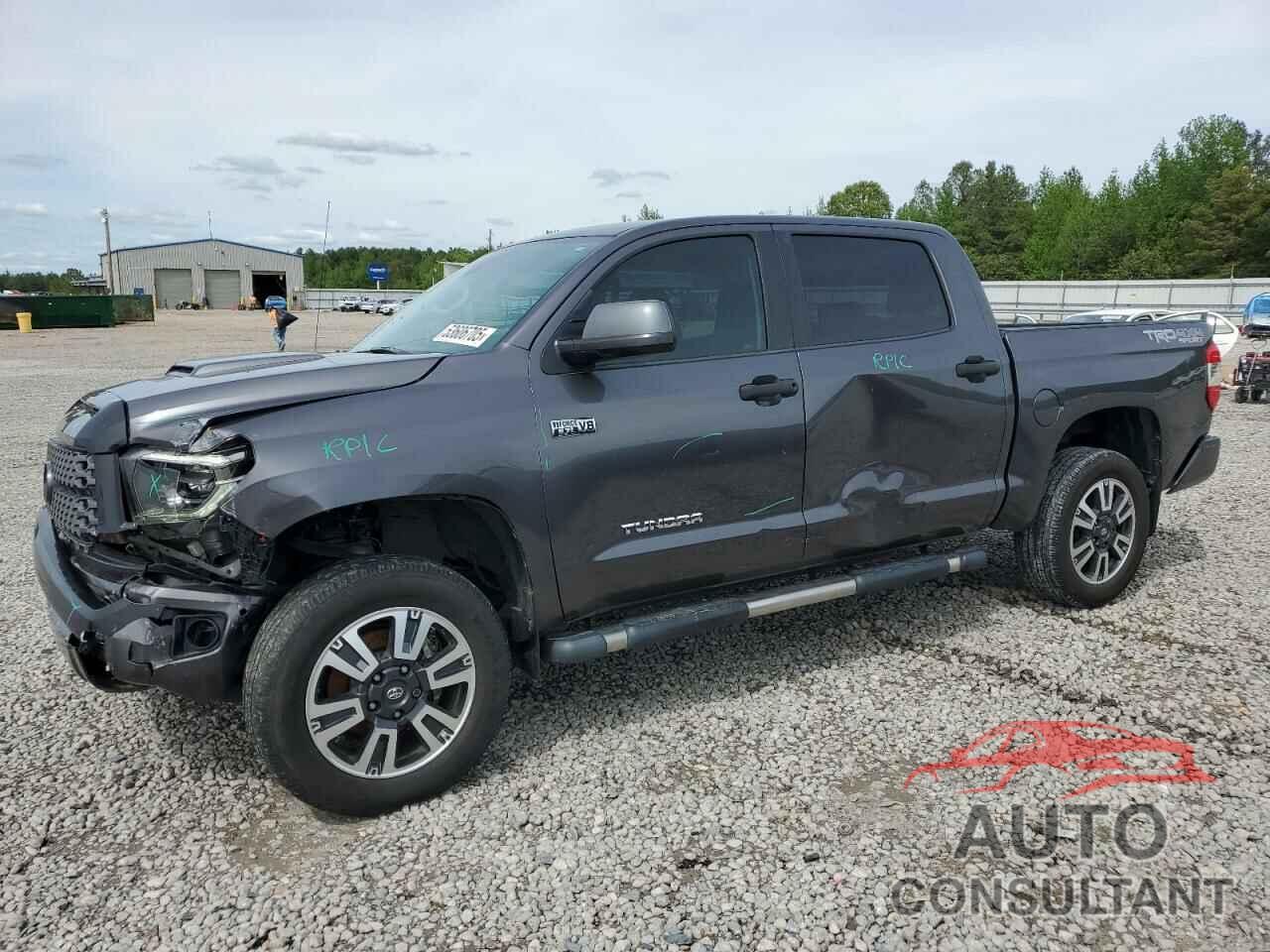TOYOTA TUNDRA 2018 - 5TFDW5F16JX765946