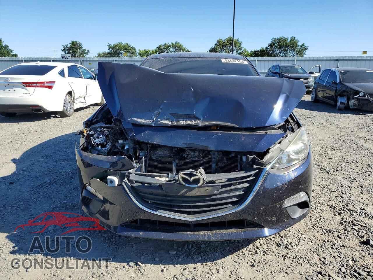 MAZDA 3 2016 - JM1BM1U71G1310592