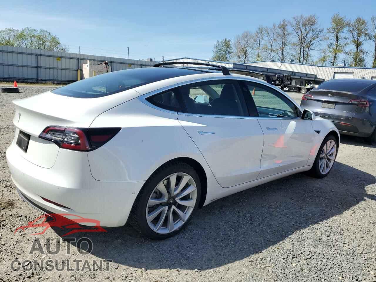 TESLA MODEL 3 2019 - 5YJ3E1EA0KF484178