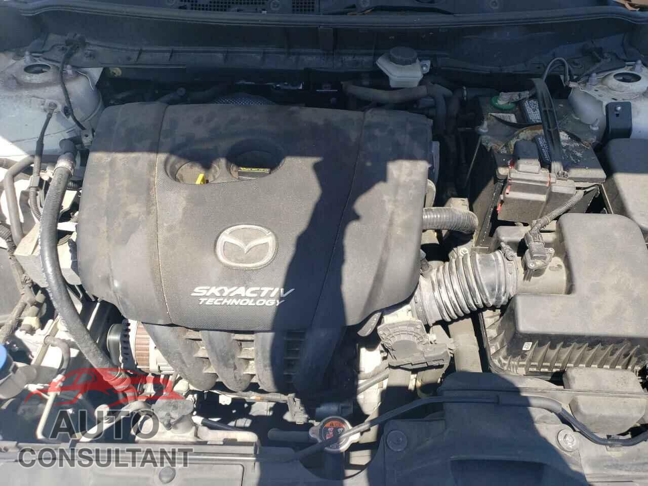 MAZDA CX-3 2017 - JM1DKDC78H0157153