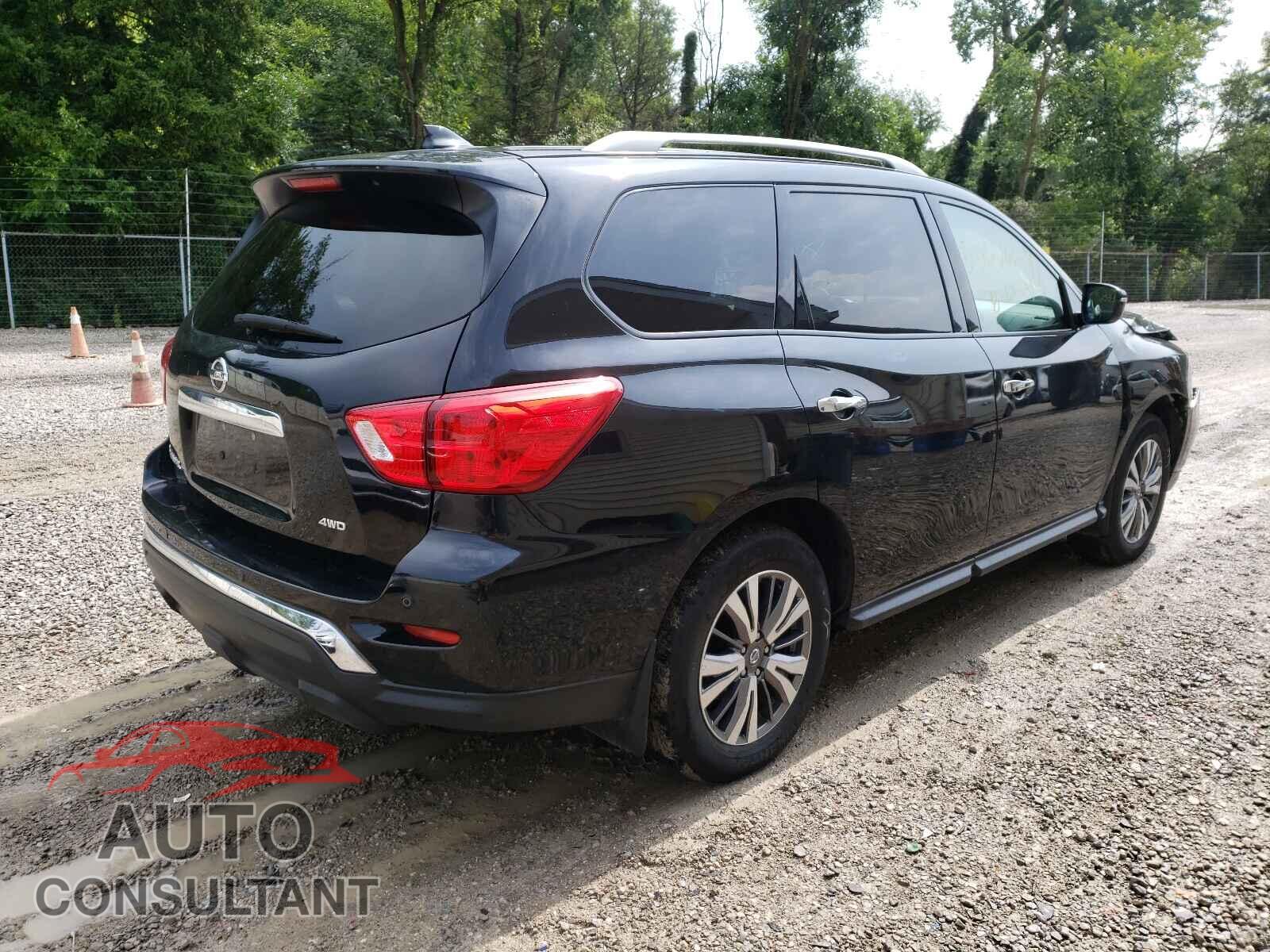 NISSAN PATHFINDER 2019 - 5N1DR2MM5KC640072