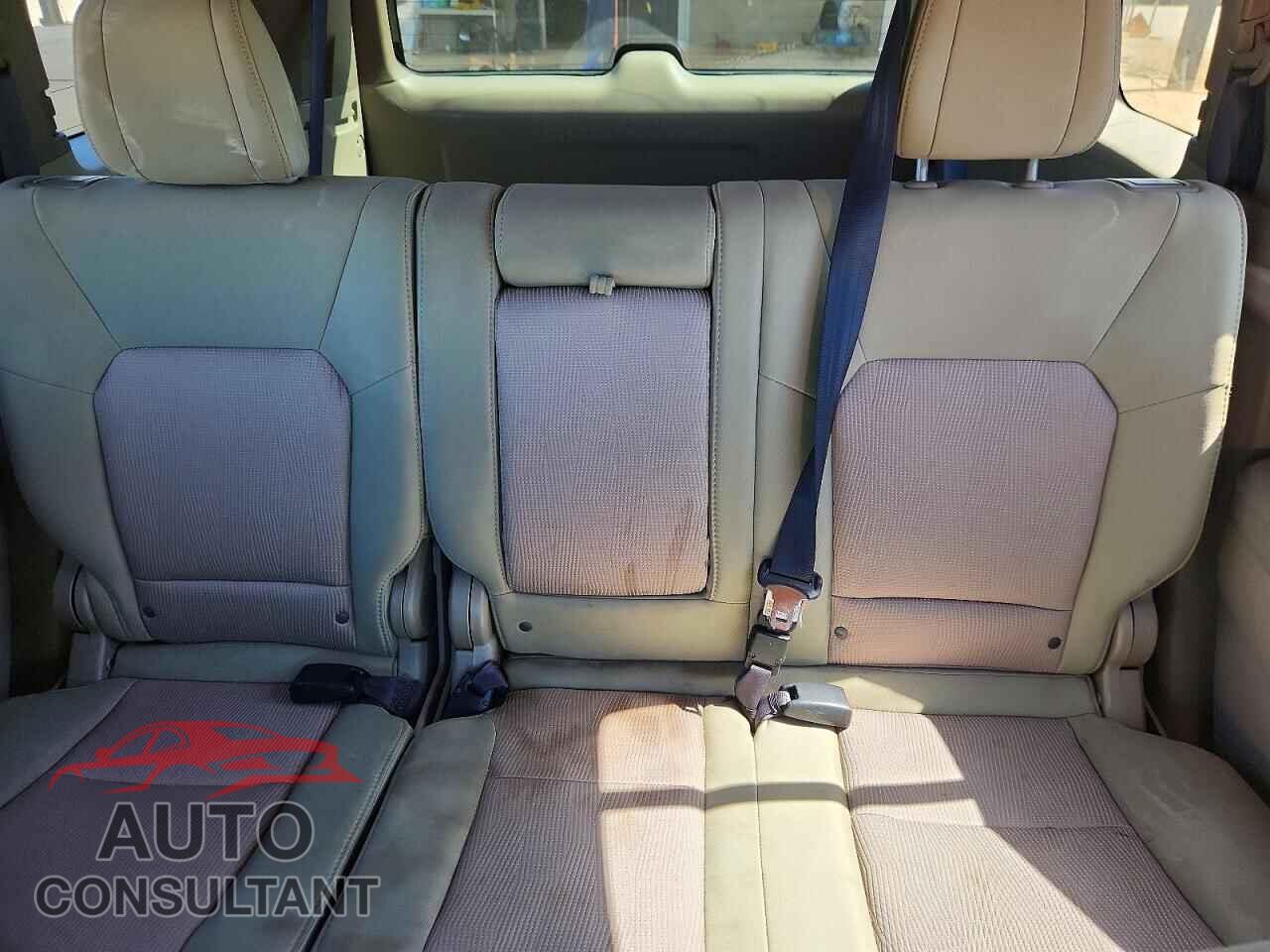 HONDA PILOT 2012 - 5FNYF4H45CB049152