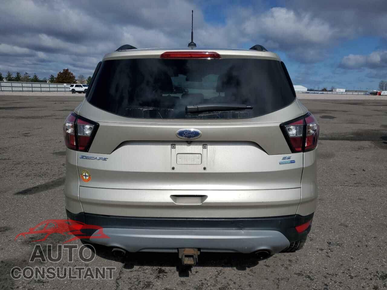 FORD ESCAPE 2017 - 1FMCU9G91HUC65066