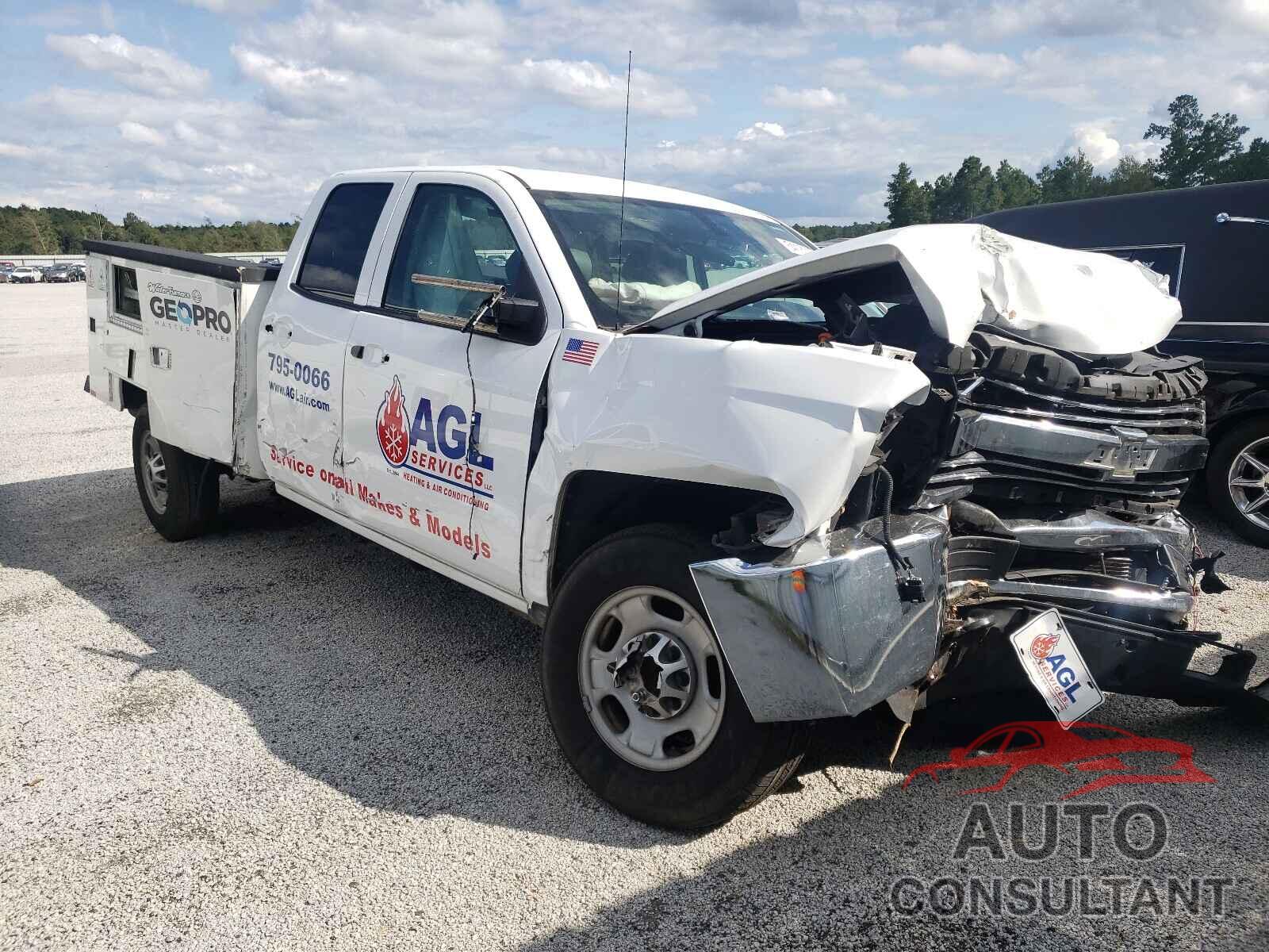 CHEVROLET SILVERADO 2018 - 1GB2CUEG3JZ125878