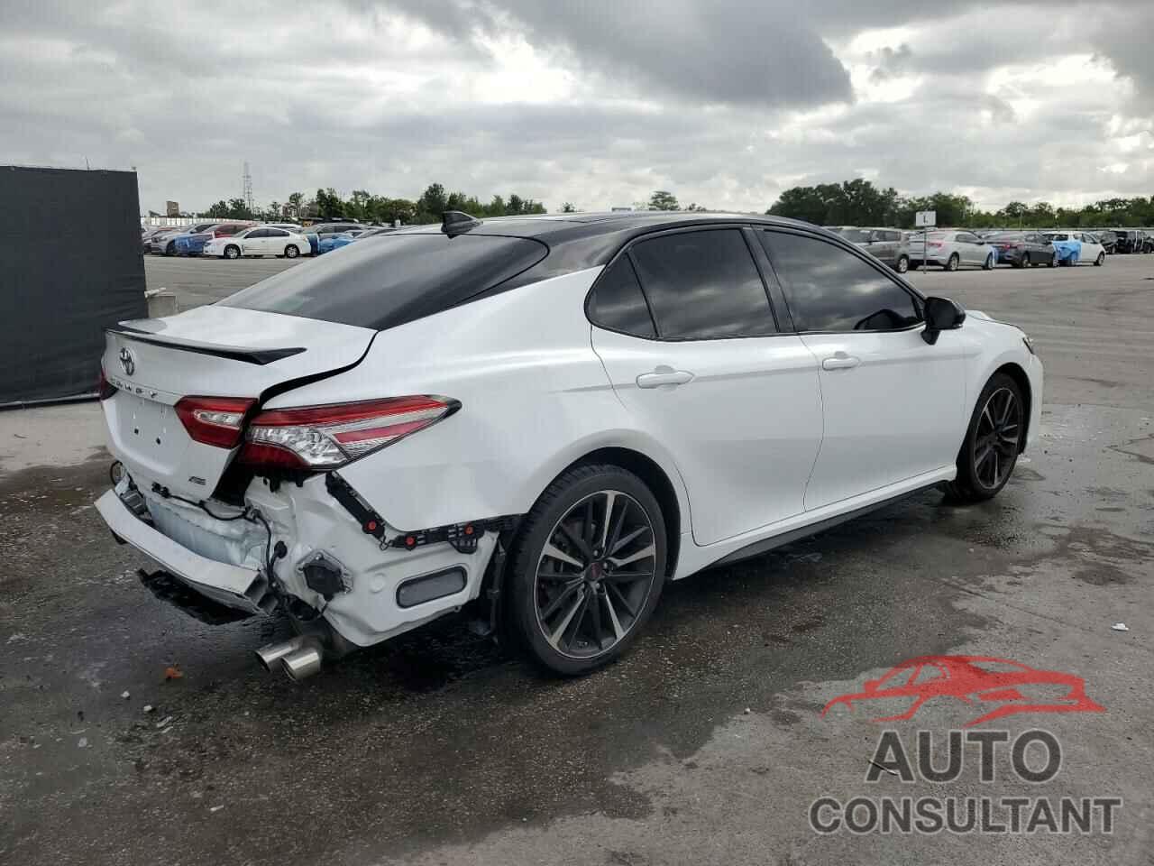 TOYOTA CAMRY 2019 - 4T1B61HK0KU230325