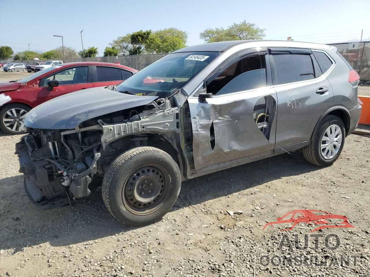 NISSAN ROGUE 2017 - KNMAT2MT1HP567543