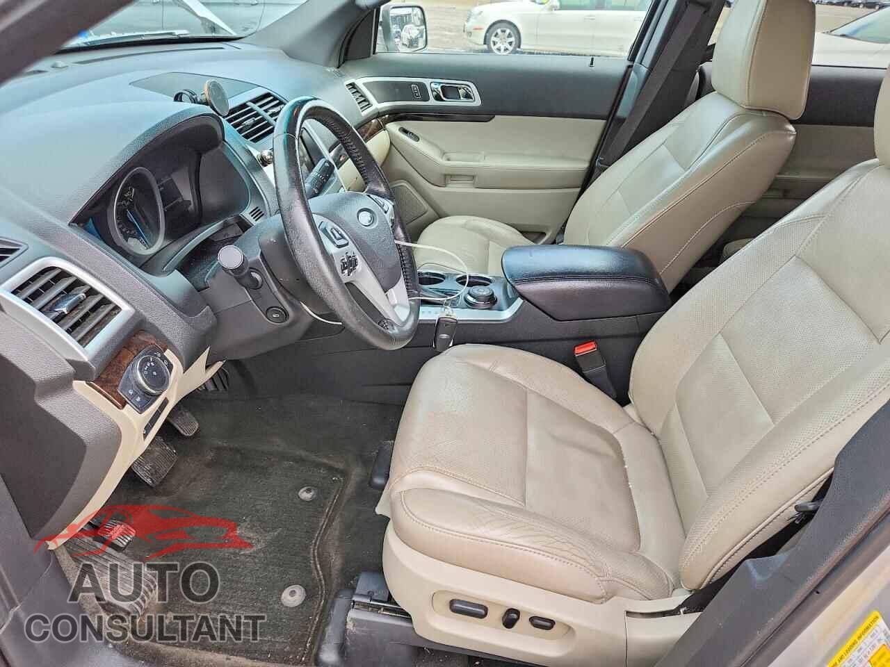 FORD EXPLORER 2012 - 1FMHK8F83CGA28357
