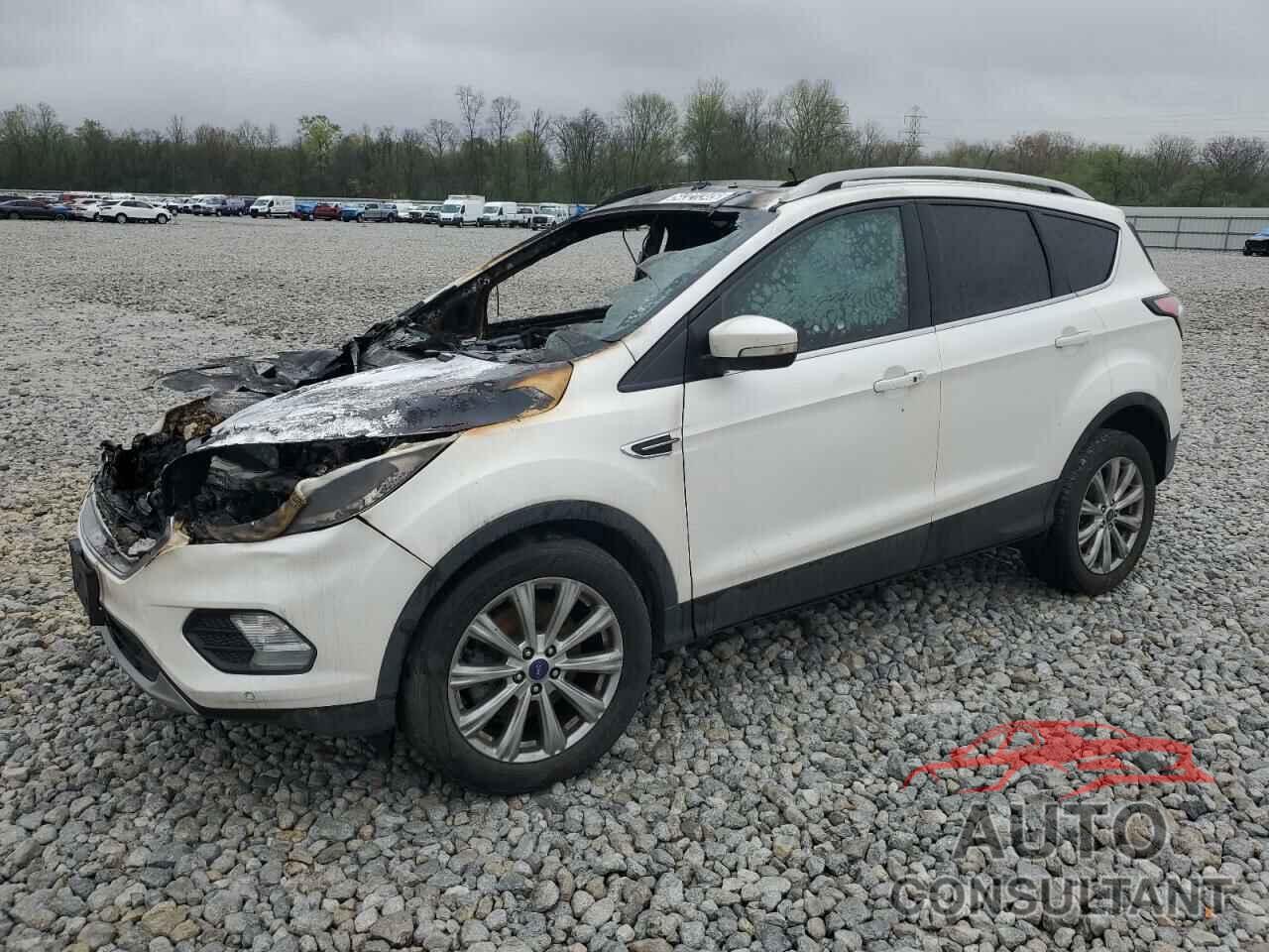 FORD ESCAPE 2018 - 1FMCU9J92JUA61939