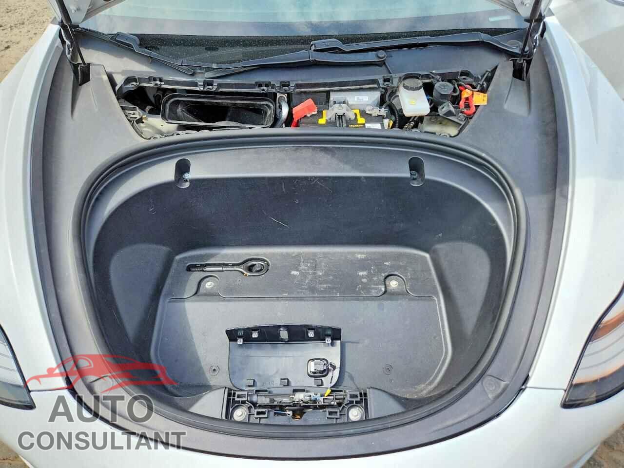 TESLA MODEL 3 2020 - 5YJ3E1EA6LF737229