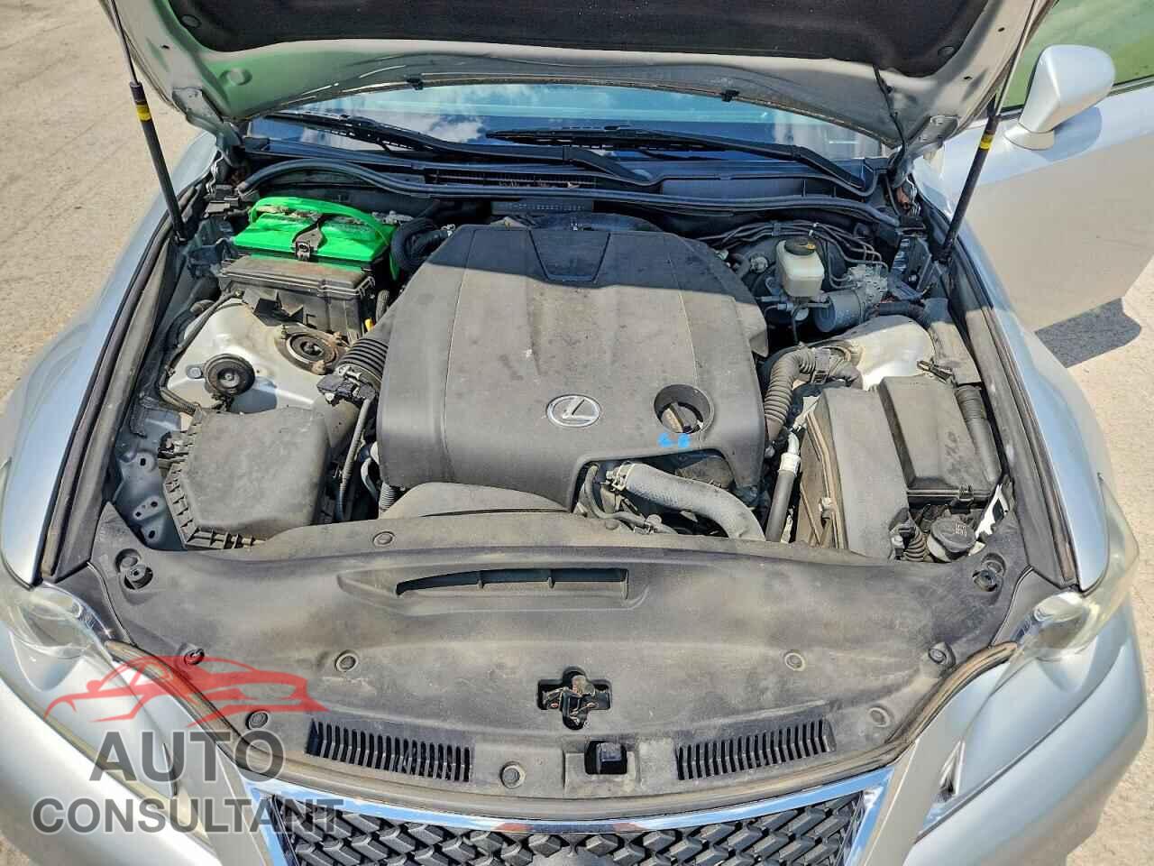 LEXUS IS 2014 - JTHCF1D25E5010528