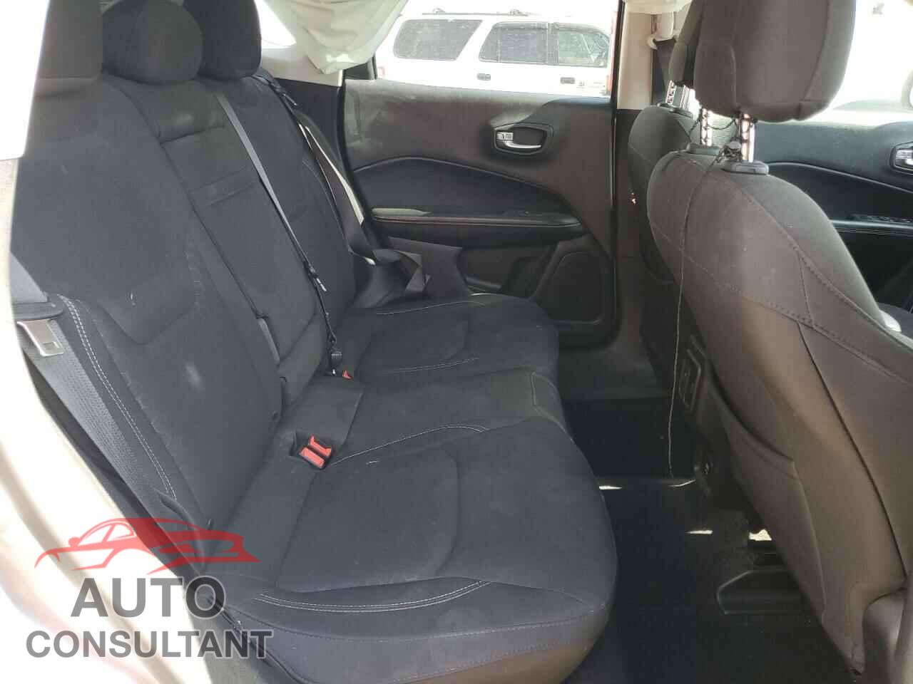 JEEP COMPASS 2017 - 3C4NJCAB9HT669144